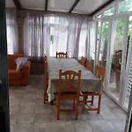 شقة Barrosa